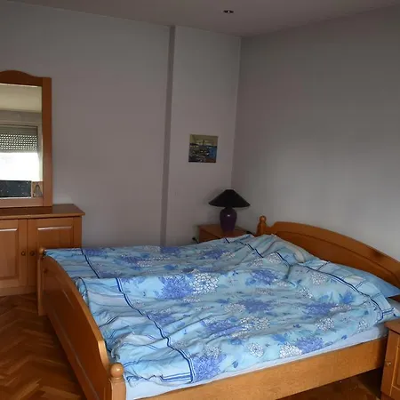 Апартаменты Fully Furnished Near The Heart Of