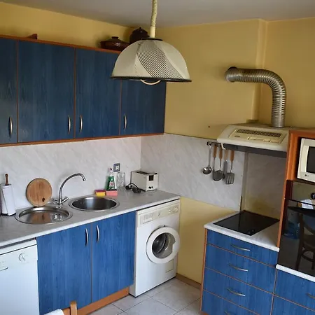 Apartament Fully Furnished Near The Heart Of